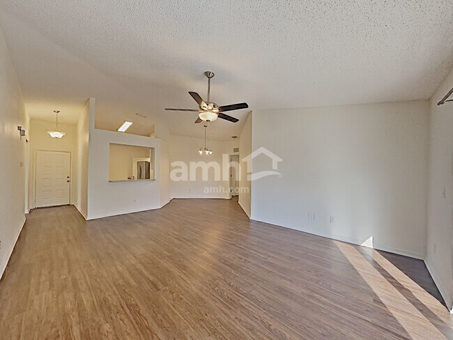 Building Photo - 12119 Feldwood Creek Ln