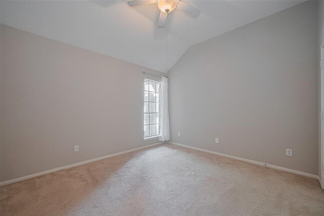 Building Photo - 6303 Palm Ct