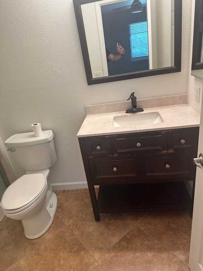 Building Photo - 4053 Quarry Ct