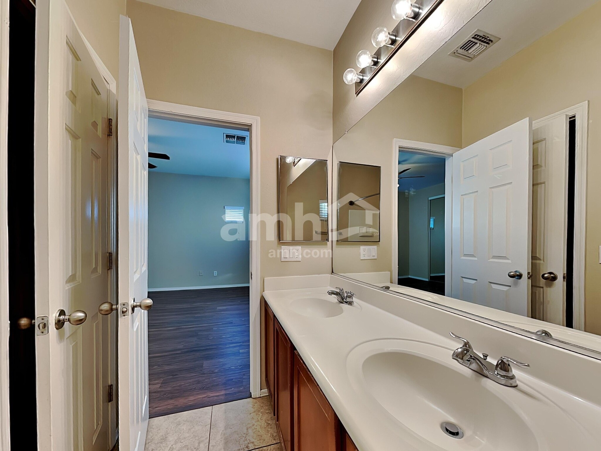 Building Photo - 5409 W Fremont Rd