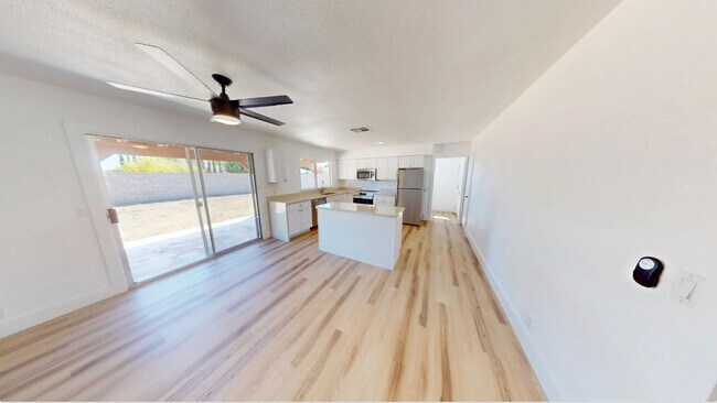 Building Photo - 4827 W Michigan Ave