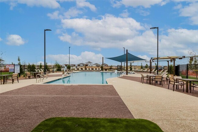 Building Photo - 18010 Cedar Waxwing Wy