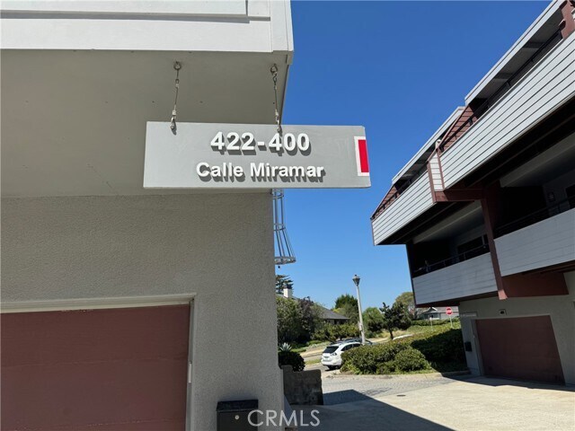Building Photo - 404 Calle Miramar