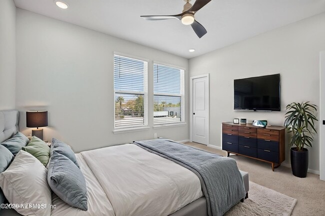 Building Photo - 1093 Farwell St