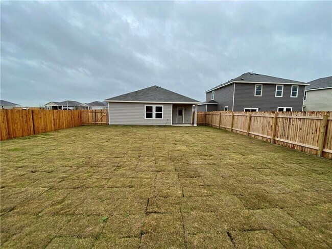 Building Photo - 850 Bunton Reserve Blvd