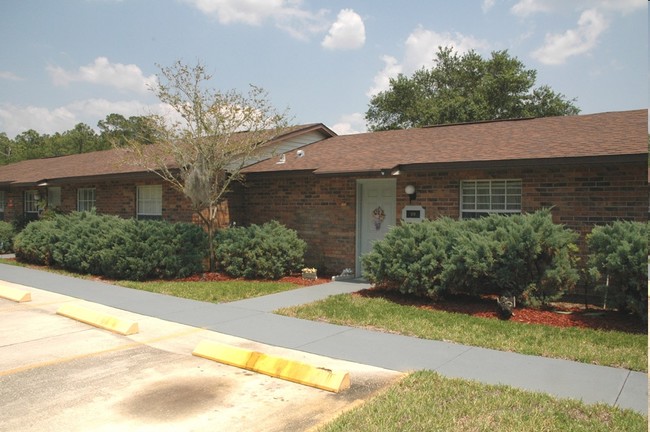Building Photo - Sugar Mill Woods