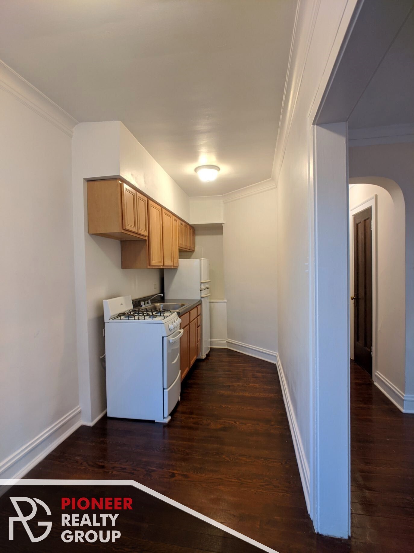 Building Photo - 4647 N Paulina St