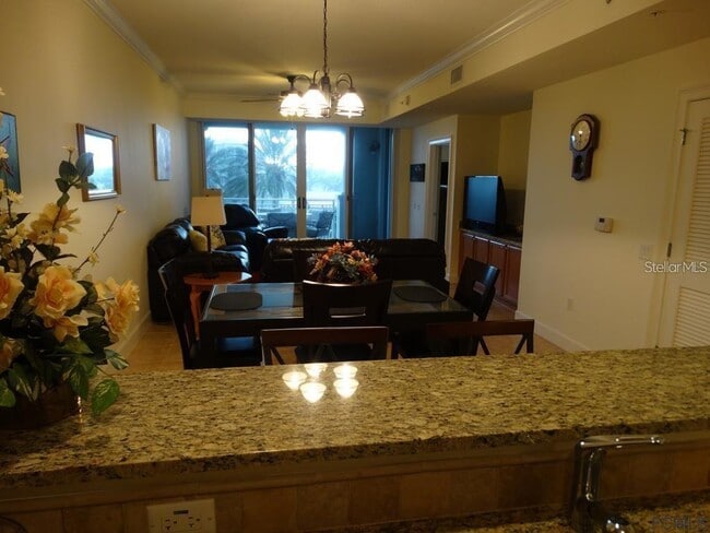 Building Photo - 102 Yacht Harbor Dr