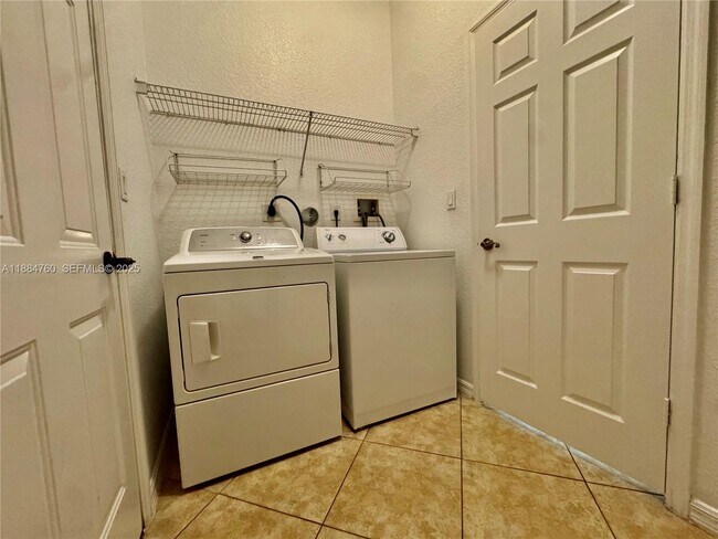 Building Photo - 4321 W Whitewater Ave