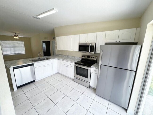 Primary Photo - 6682 4th St