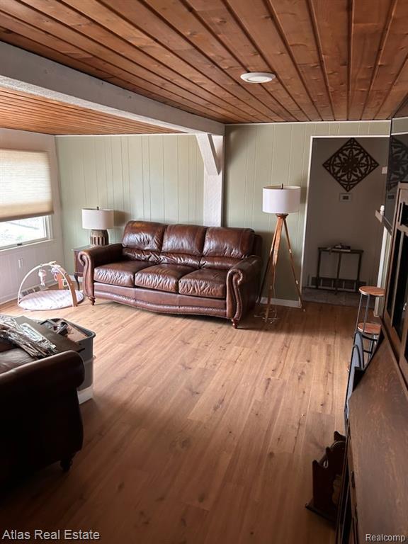 Building Photo - 495 W Seymour Lake Rd