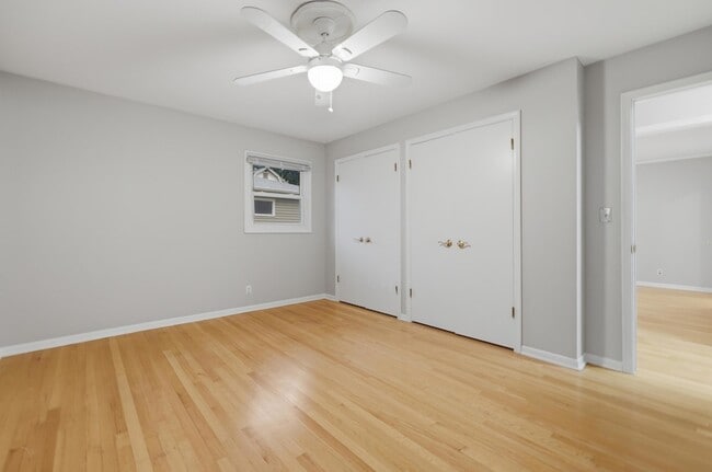 Building Photo - 4536 N Larkin St