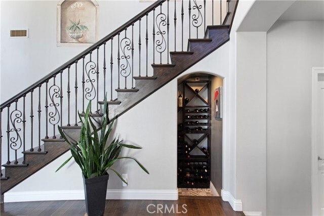 Building Photo - 7420 Cliffside Ct