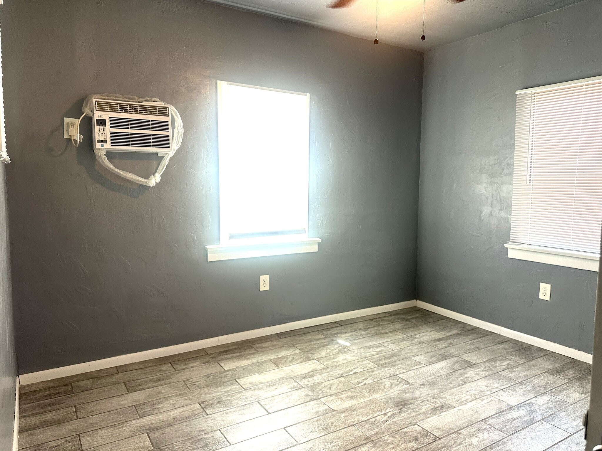 Building Photo - 24675 Shepardson Dr