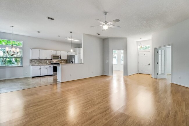 Building Photo - Coastal Living on Amelia Island