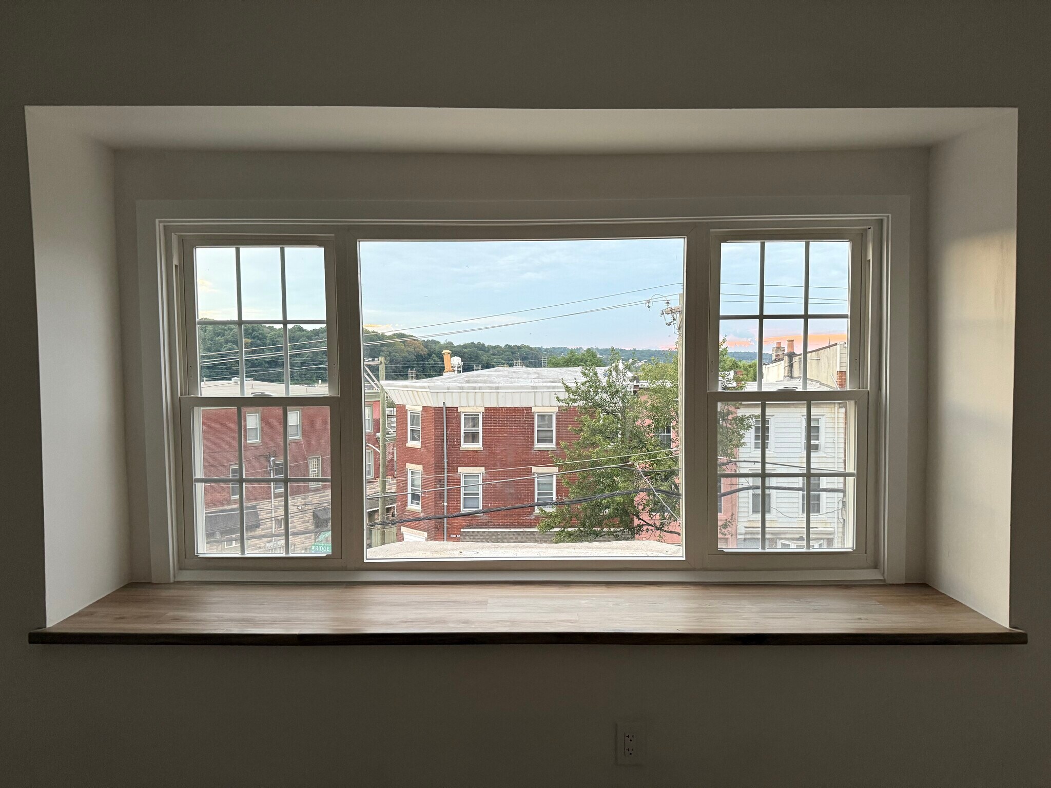 Living Room Window Bay - 5211 Ridge Ave