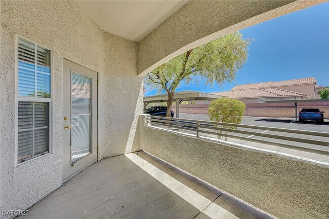 Building Photo - 6160 Rumrill St