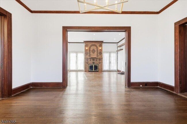 Building Photo - 274 Crawford Terrace