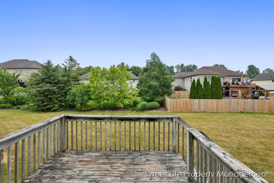 Building Photo - 3669 Kinnrow Ct NW