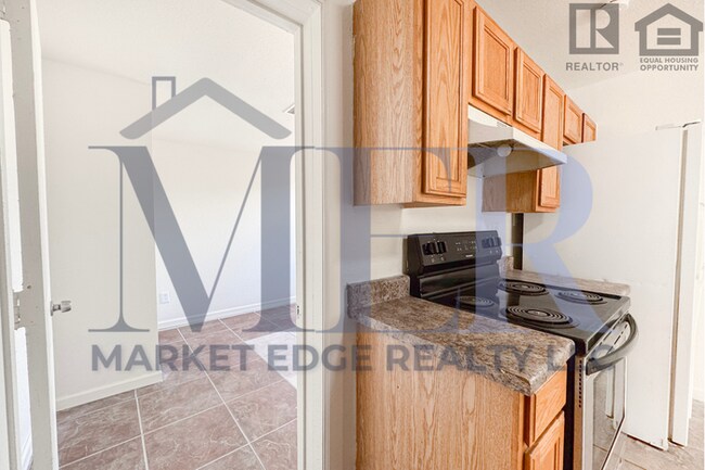 Building Photo - 4Bed/2Bath Home McDowell/32nd St! $199 MOVE-IN SPECIAL! Ready for Immediate Move-In!