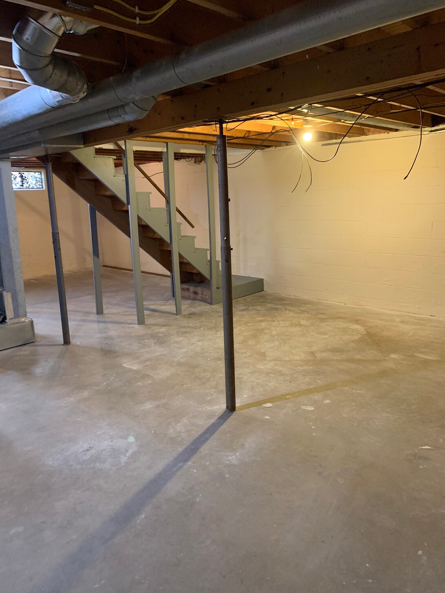 Building Photo - 20 N Chalfant Rd