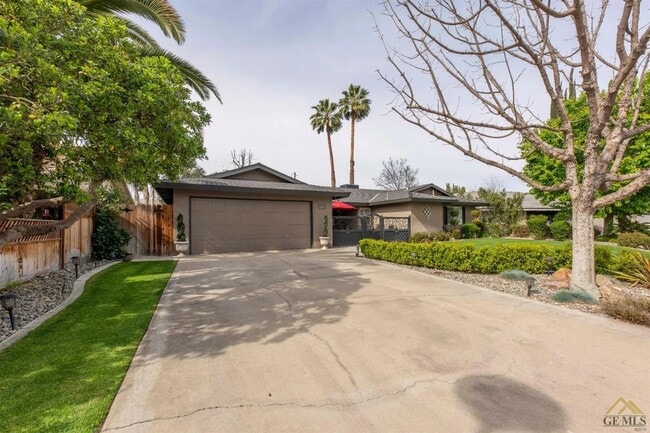 Building Photo - 5708 Cochran Dr