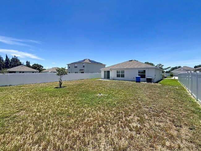 Building Photo - Beautiful 4-Bedroom Modern Home in the Desirable Brookside Community | Ruskin