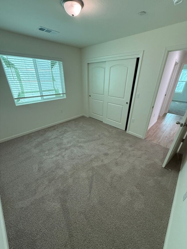 Building Photo - NEW Beautiful 3 Bedroom 2 Bath Home In Delano