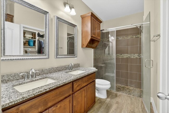 Building Photo - 2214 Cuarzo Dr