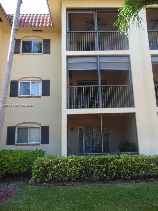Building Photo - 259 S Cypress Rd