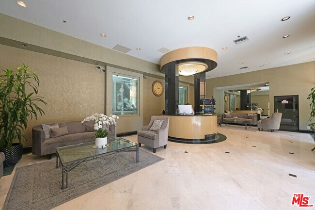 Building Photo - 10535 Wilshire Blvd