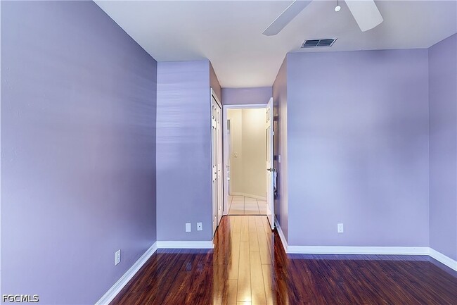 Building Photo - 22203 Seashore Cir