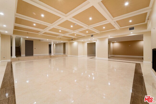 Building Photo - 11631 Poema Pl