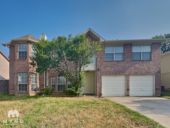 Building Photo - 3205 Meadowview Dr