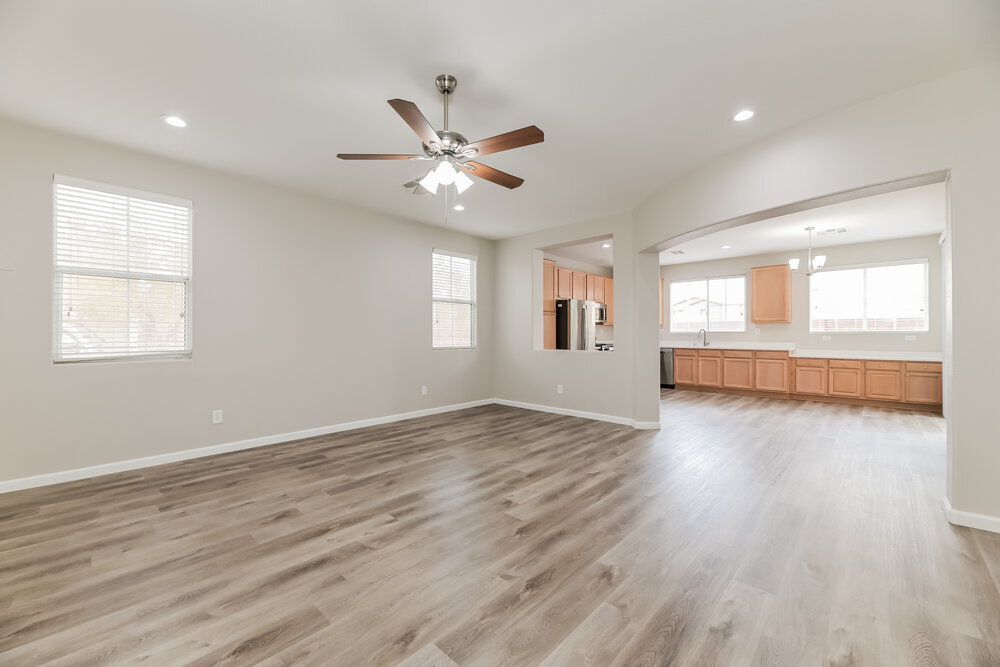 Building Photo - 7194 Temecula Valley Ave