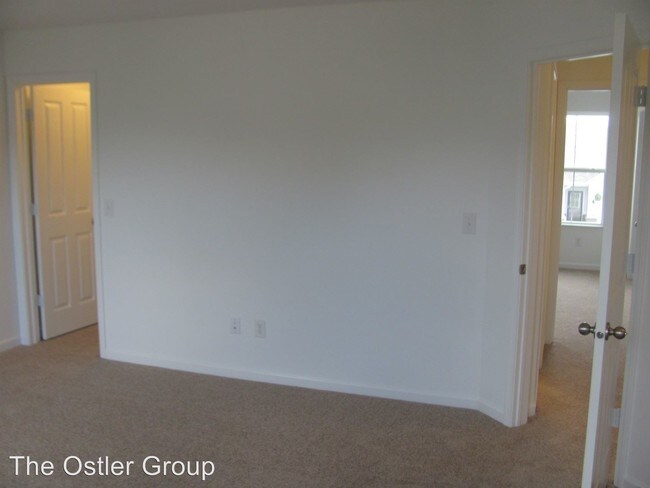 Building Photo - 4 br, 2.5 bath House - 18809 Weihe Lane