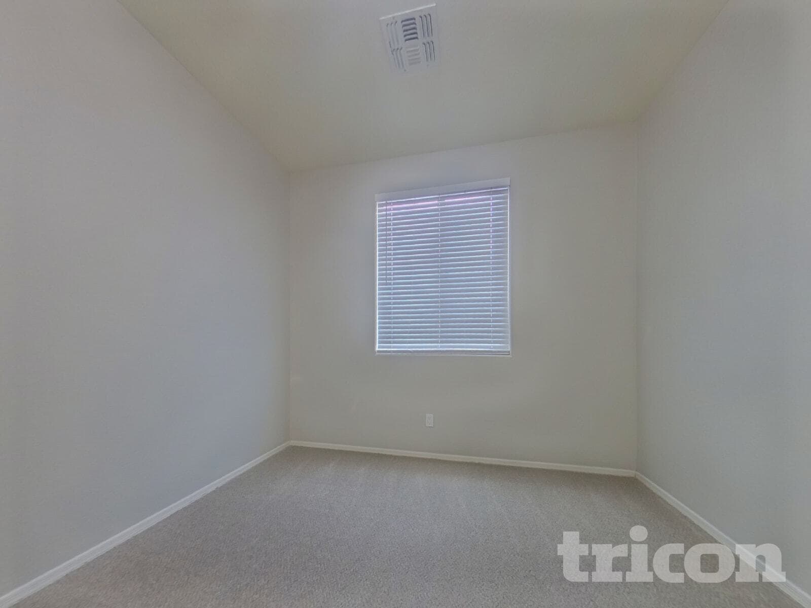 Building Photo - 17328 W Morning Glory St