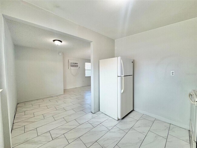 Building Photo - 2680 Trinity Cir NW