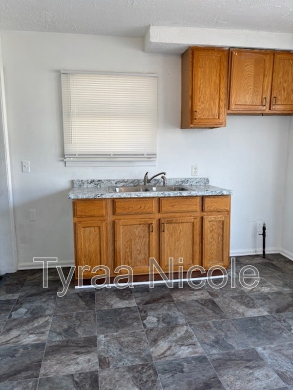 Building Photo - 22241 Lyndon St