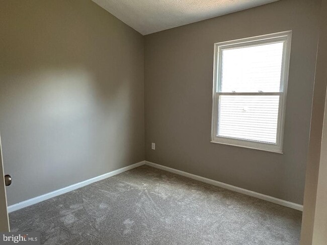 Building Photo - 310 Fleece Flower Dr