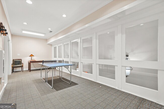 Building Photo - 27404 Plantation Dr NE
