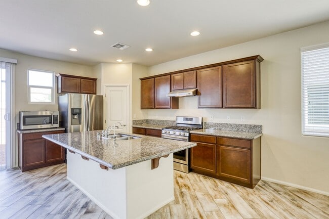 Building Photo - Great 3 bedroom home close to Nellis AFB