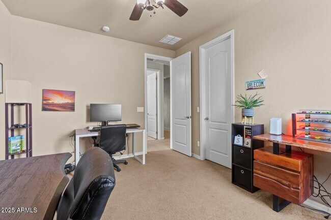 Building Photo - 2879 E Janelle Way