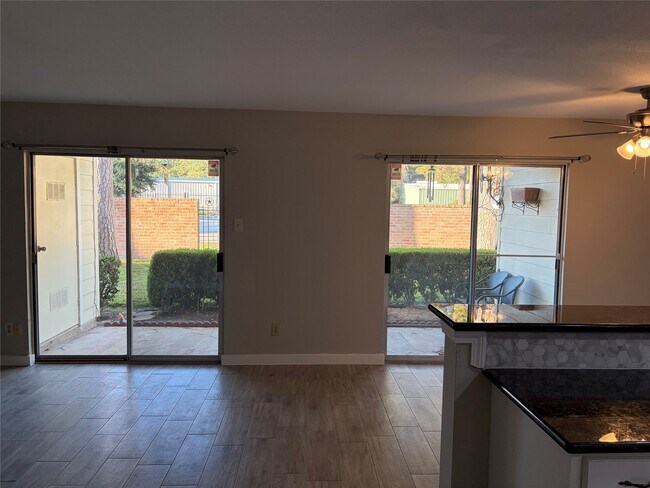 Building Photo - 14555 Wunderlich Dr