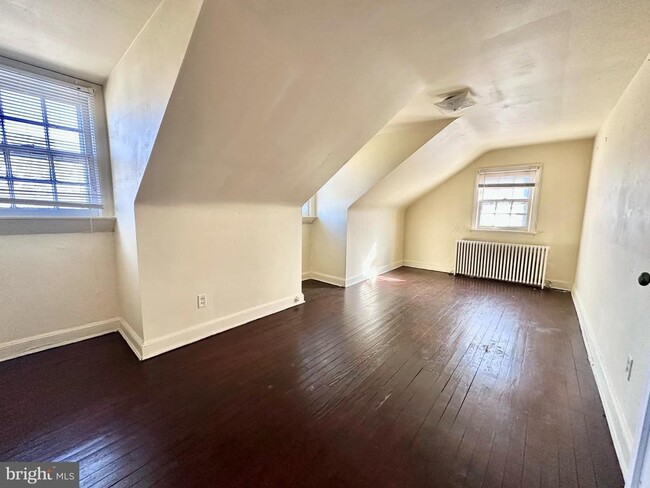 Building Photo - 1300 N Hudson St