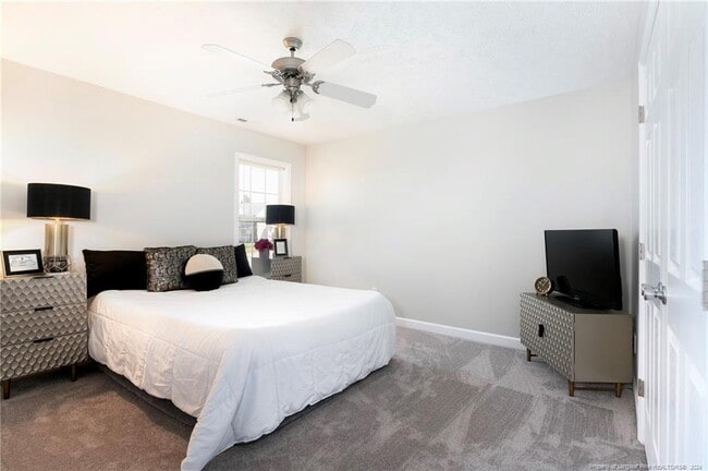 Building Photo - 434 Lenoir Dr