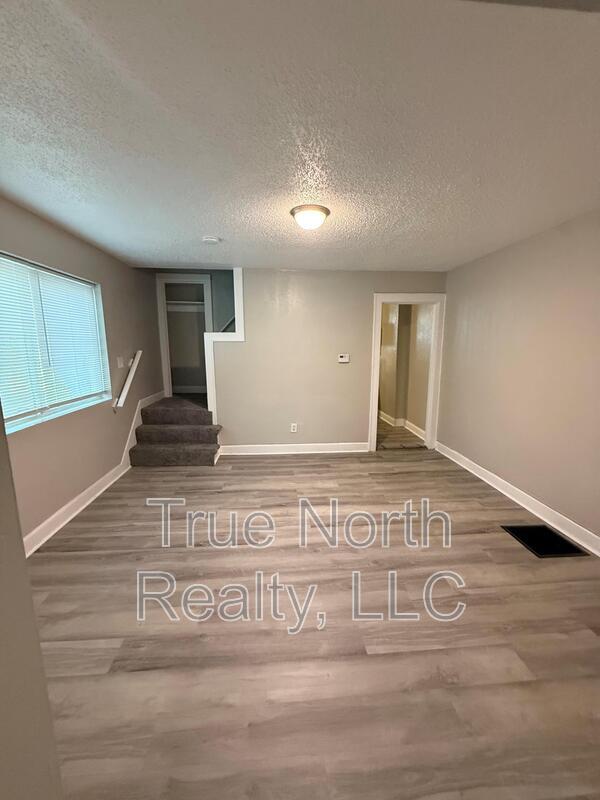 Building Photo - 1223 E 20th Ave