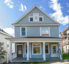 Building Photo - 521 N 21st Ave W