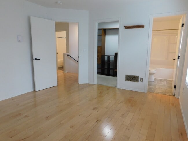 Building Photo - 34507 SE Osprey Ct