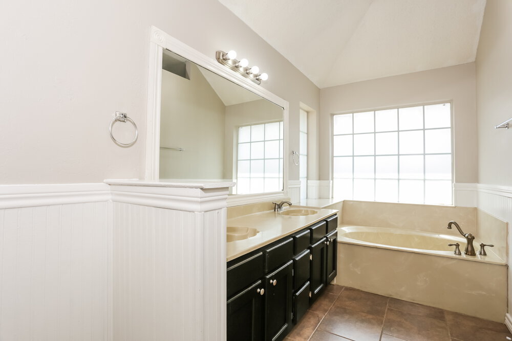 Building Photo - 705 Cross Ridge Cir
